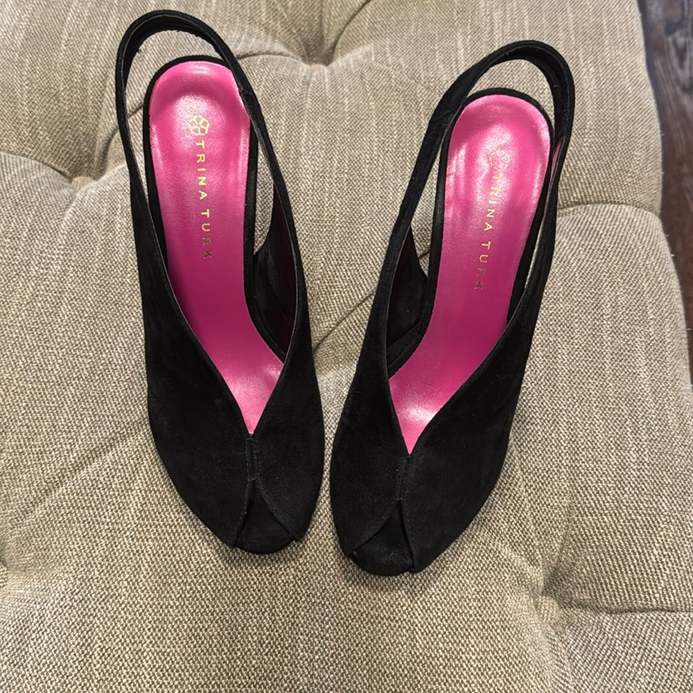 TRINA TURK SUNSET BLVD HEEL IN BLACK